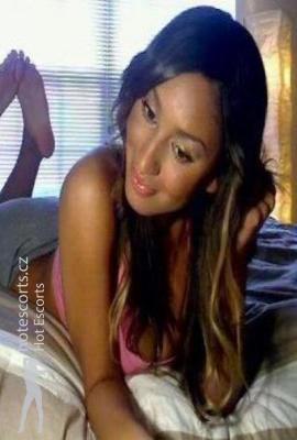 Hedvábná Anežka Escort Rozvadov