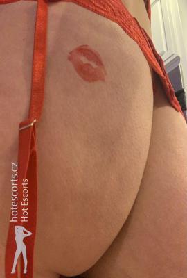 Svůdná Jolana Escort Karlovy Vary